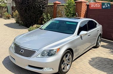 Lexus LS  2007