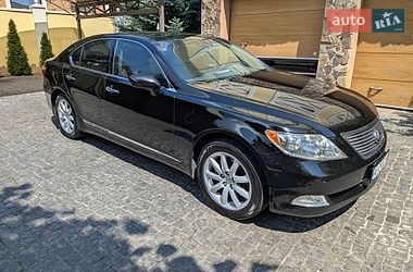 Седан Lexus LS 2008 в Киеве