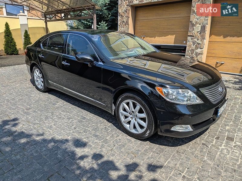 Lexus LS 2008