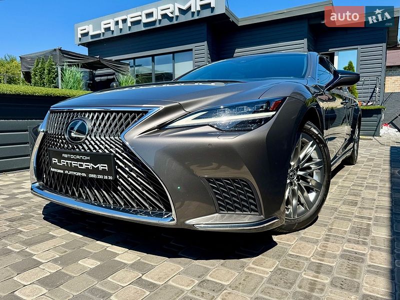 Lexus LS 2020