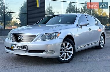 Lexus LS 2008