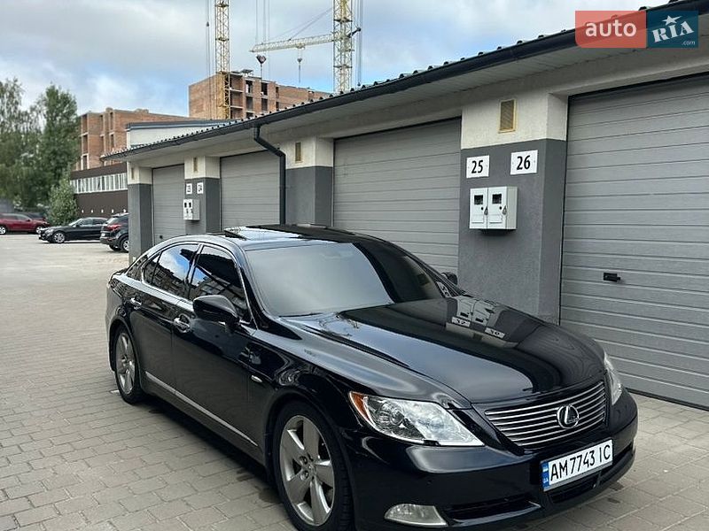 Седан Lexus LS 2007 в Житомире