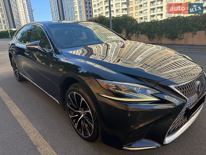 Седан Lexus LS 2017 в Киеве