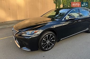 Седан Lexus LS 2017 в Киеве