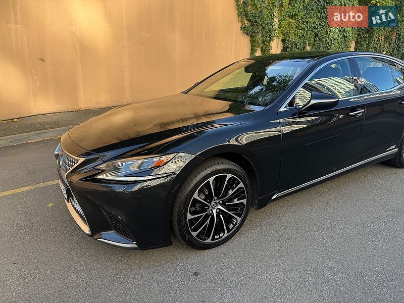 Седан Lexus LS 2017 в Киеве