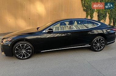 Седан Lexus LS 2017 в Киеве