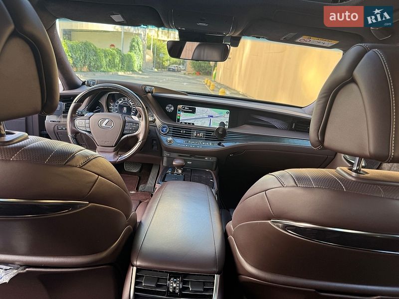 Седан Lexus LS 2017 в Киеве