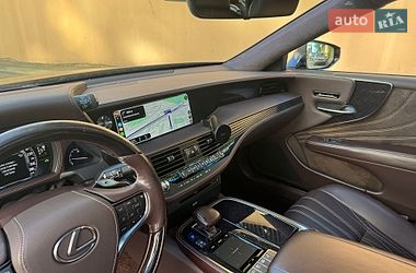 Седан Lexus LS 2017 в Киеве