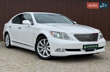 Седан Lexus LS 2008 в Киеве