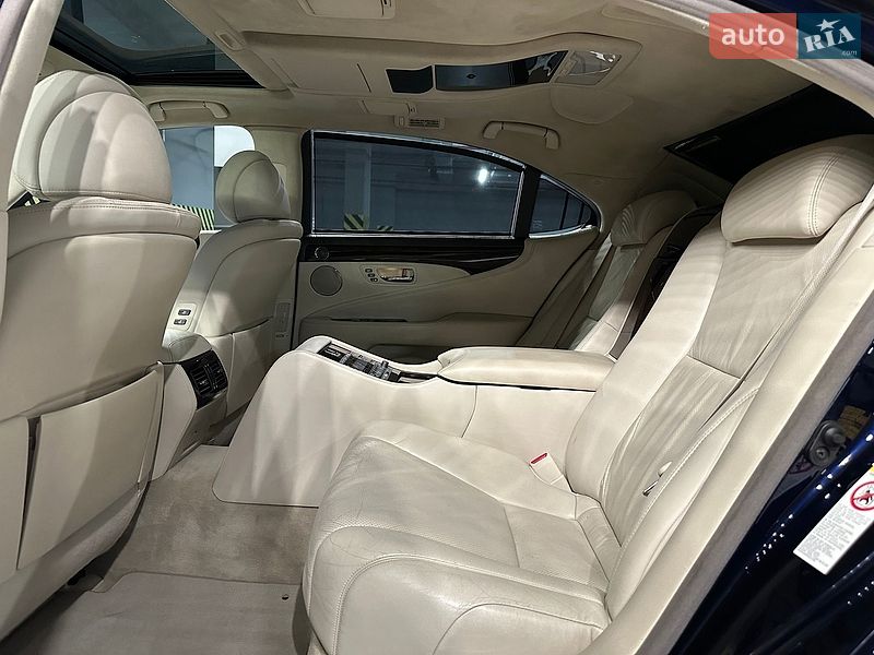 Седан Lexus LS 2006 в Одесі