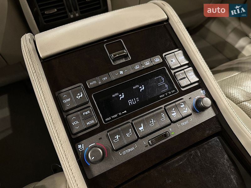 Седан Lexus LS 2006 в Одесі