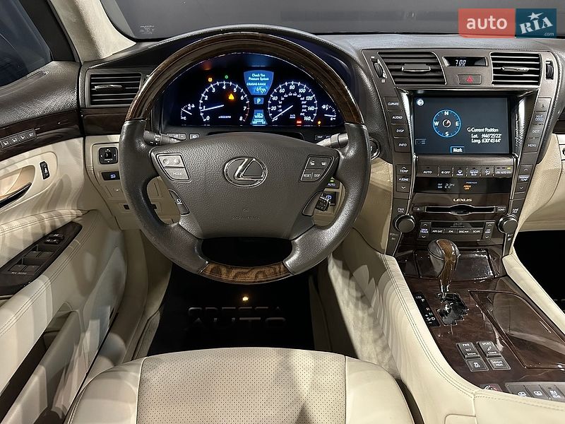 Седан Lexus LS 2006 в Одесі