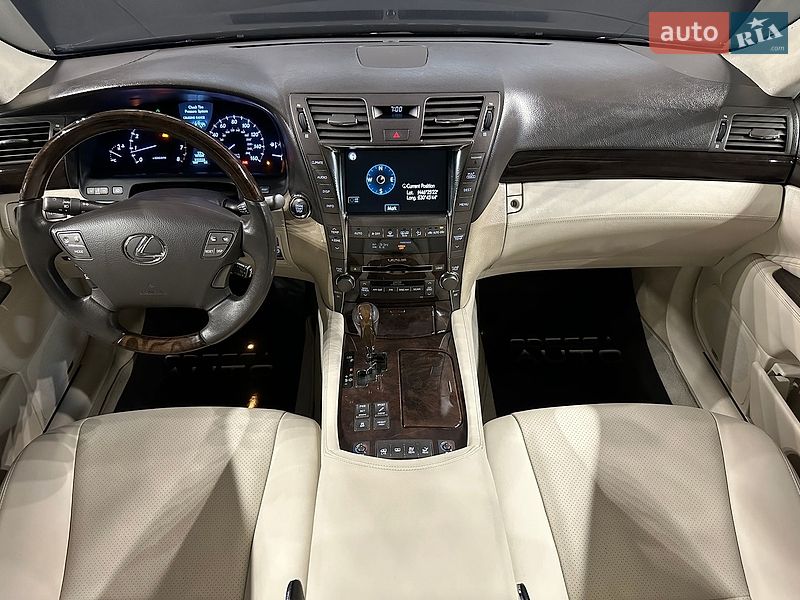 Седан Lexus LS 2006 в Одесі