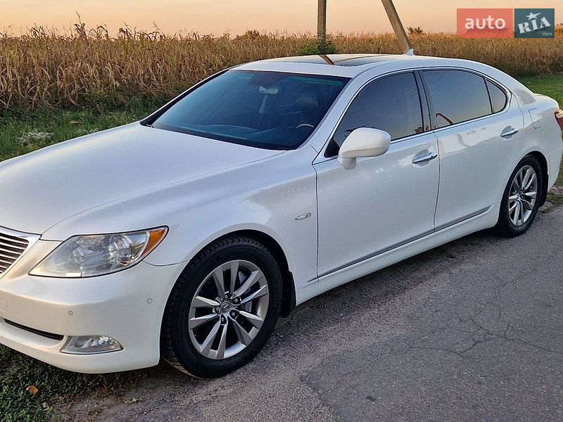 Седан Lexus LS 2008 в Білій Церкві