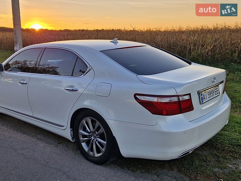 Седан Lexus LS 2008 в Білій Церкві