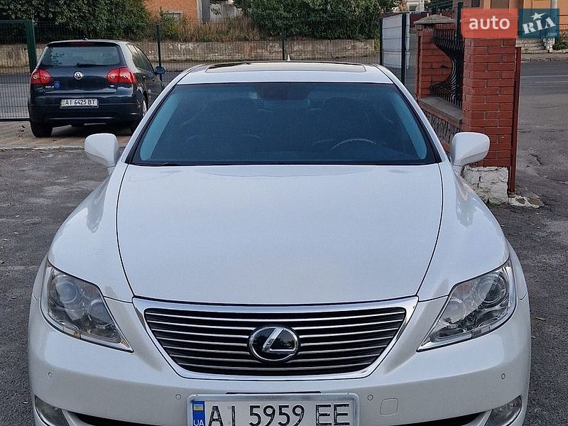 Седан Lexus LS 2008 в Білій Церкві