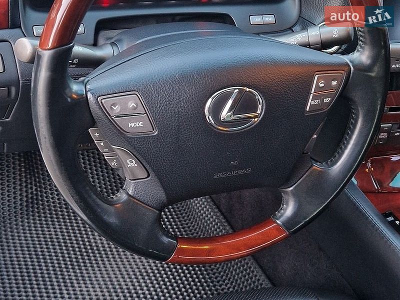 Седан Lexus LS 2008 в Білій Церкві