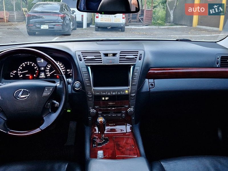 Седан Lexus LS 2008 в Білій Церкві
