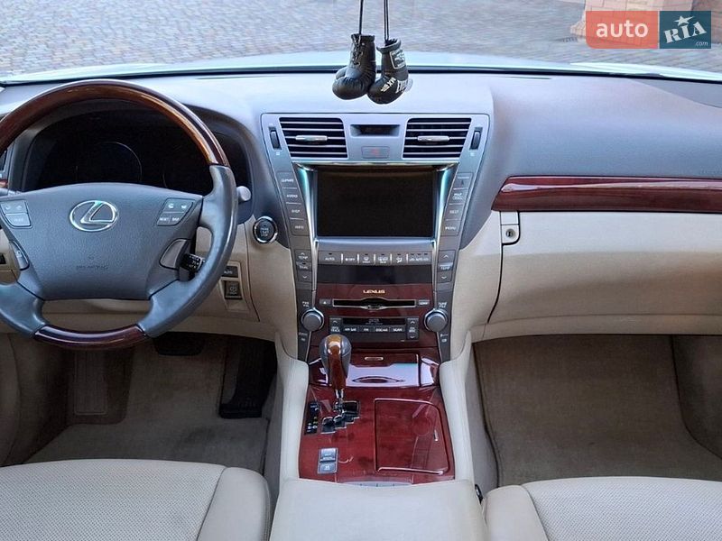 Седан Lexus LS 2007 в Черкассах