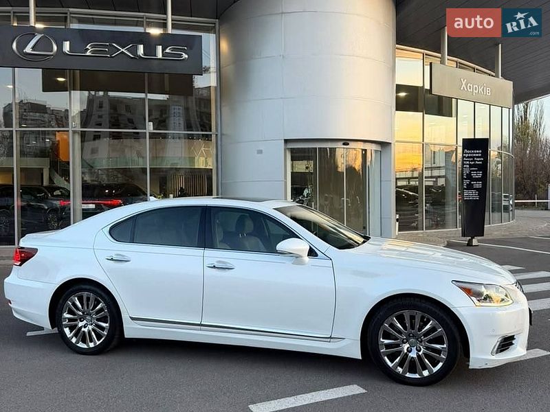 Седан Lexus LS 2013 в Харкові