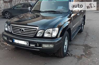 Lexus LX  2006