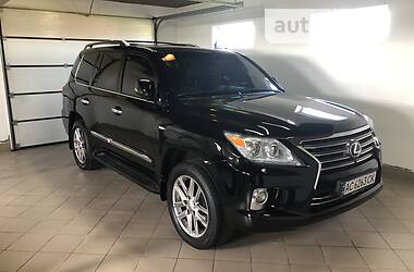 Lexus LX  2008