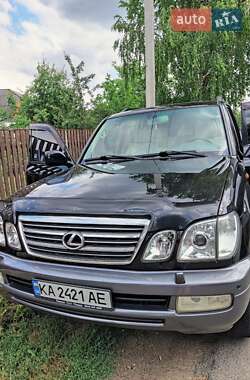 Lexus LX  2004