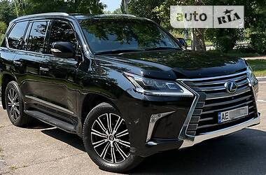 Lexus LX  2016