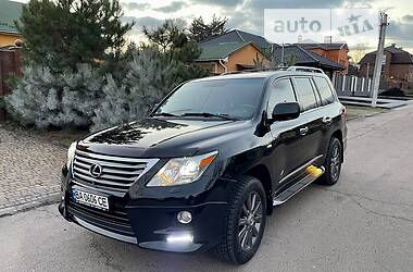 Lexus LX  2011