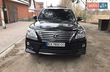 Lexus LX  2011