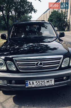 Lexus LX 2005