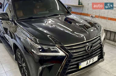 Lexus LX  2019