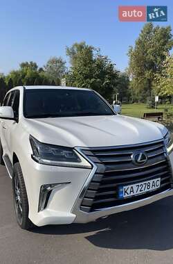 Lexus LX 2017