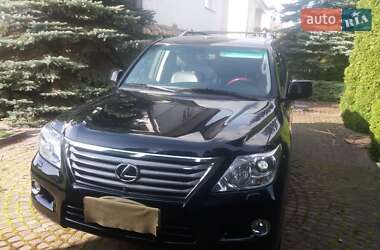 Lexus LX  2008