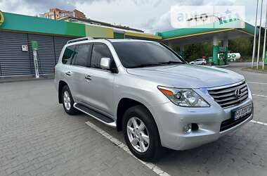 Lexus LX  2010