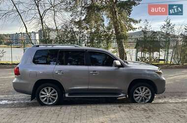 Lexus LX  2008