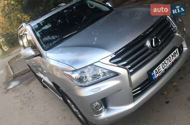 Lexus LX  2008