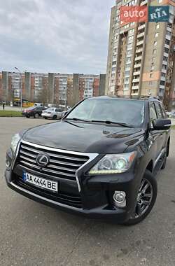 Lexus LX  2008