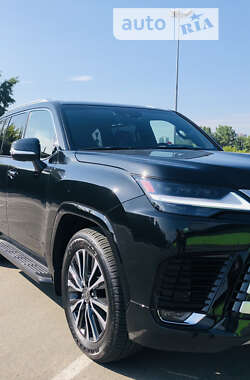 Lexus LX 2024