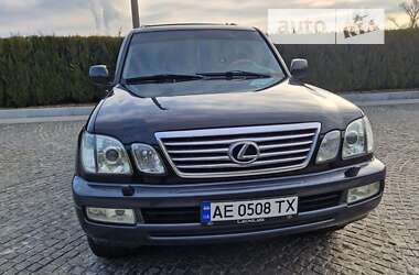 Lexus LX  2006