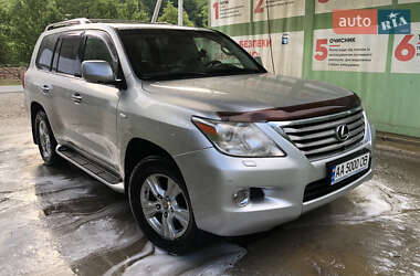 Lexus LX  2011