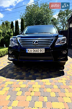 Lexus LX  2011