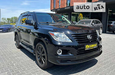 Lexus LX  2010