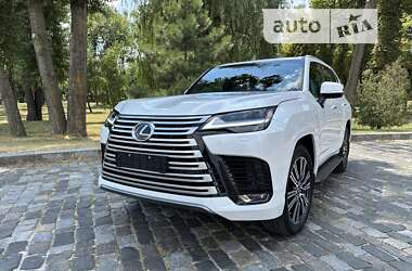 Lexus LX 2022