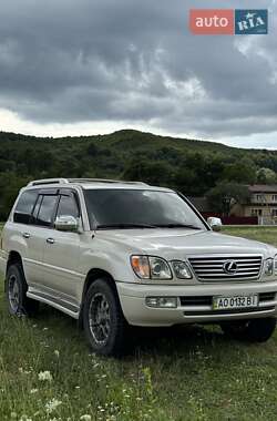 Lexus LX 2003