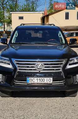 Lexus LX  2010