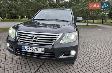 Lexus LX  2010