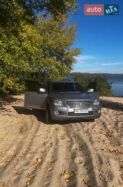 Lexus LX  2008