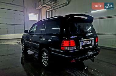 Lexus LX  2003