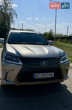 Lexus LX  2016